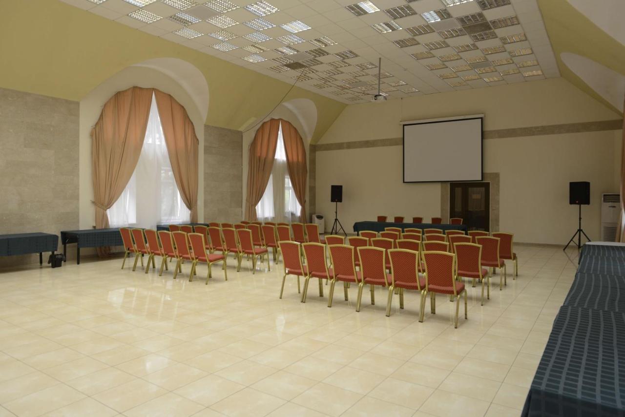 Отель Заміський комплекс Пуща Лісна Moschun Экстерьер фото